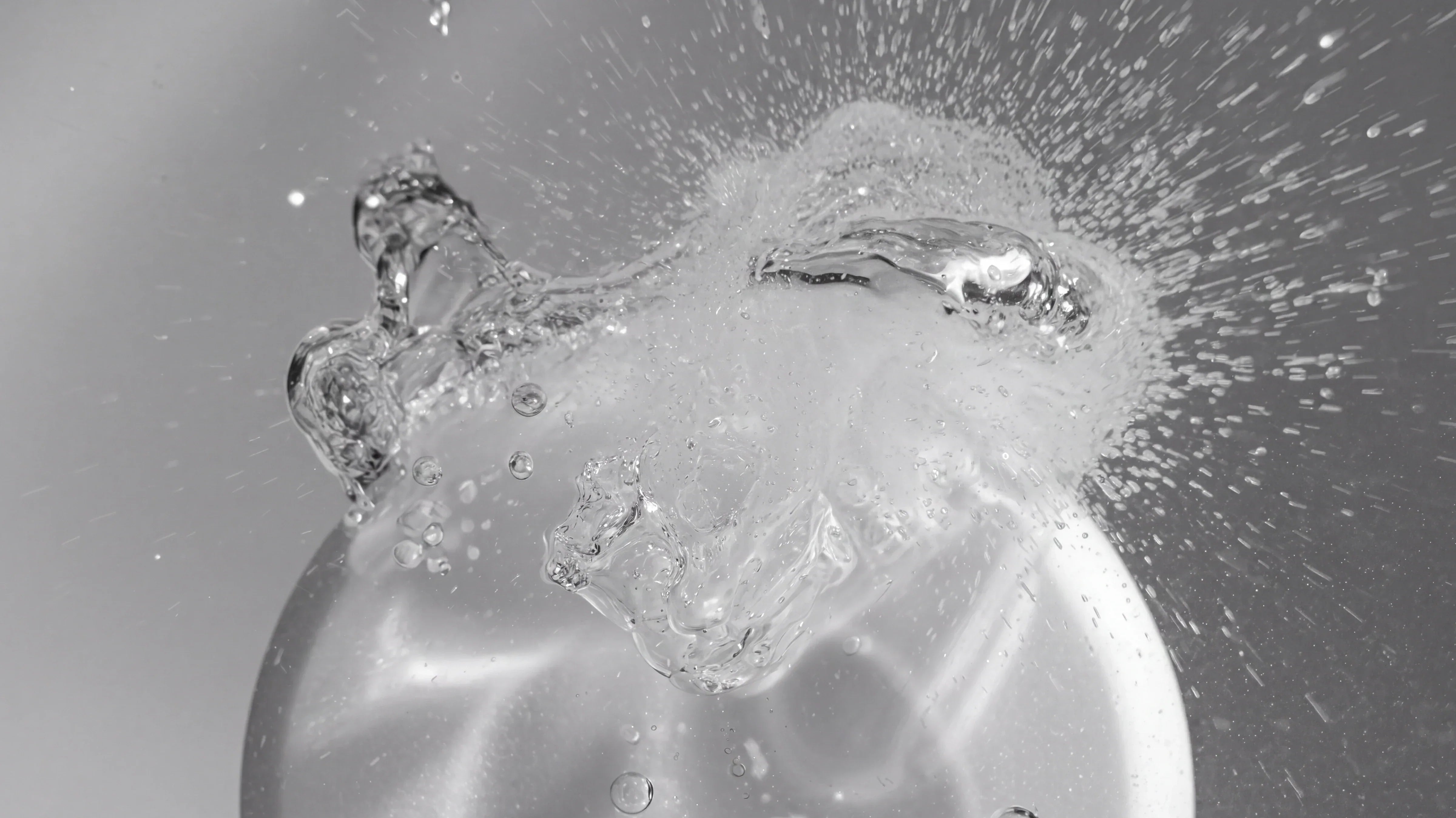 The Ultimate Clean Team: Why We Pair Effervescence with Ultrasonics